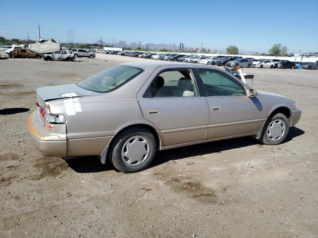 Toyota Camry Ce Image 2