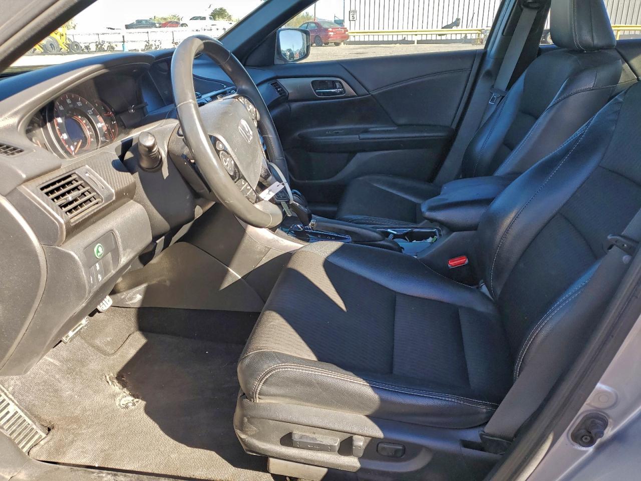 Honda Accord Sport Image 9