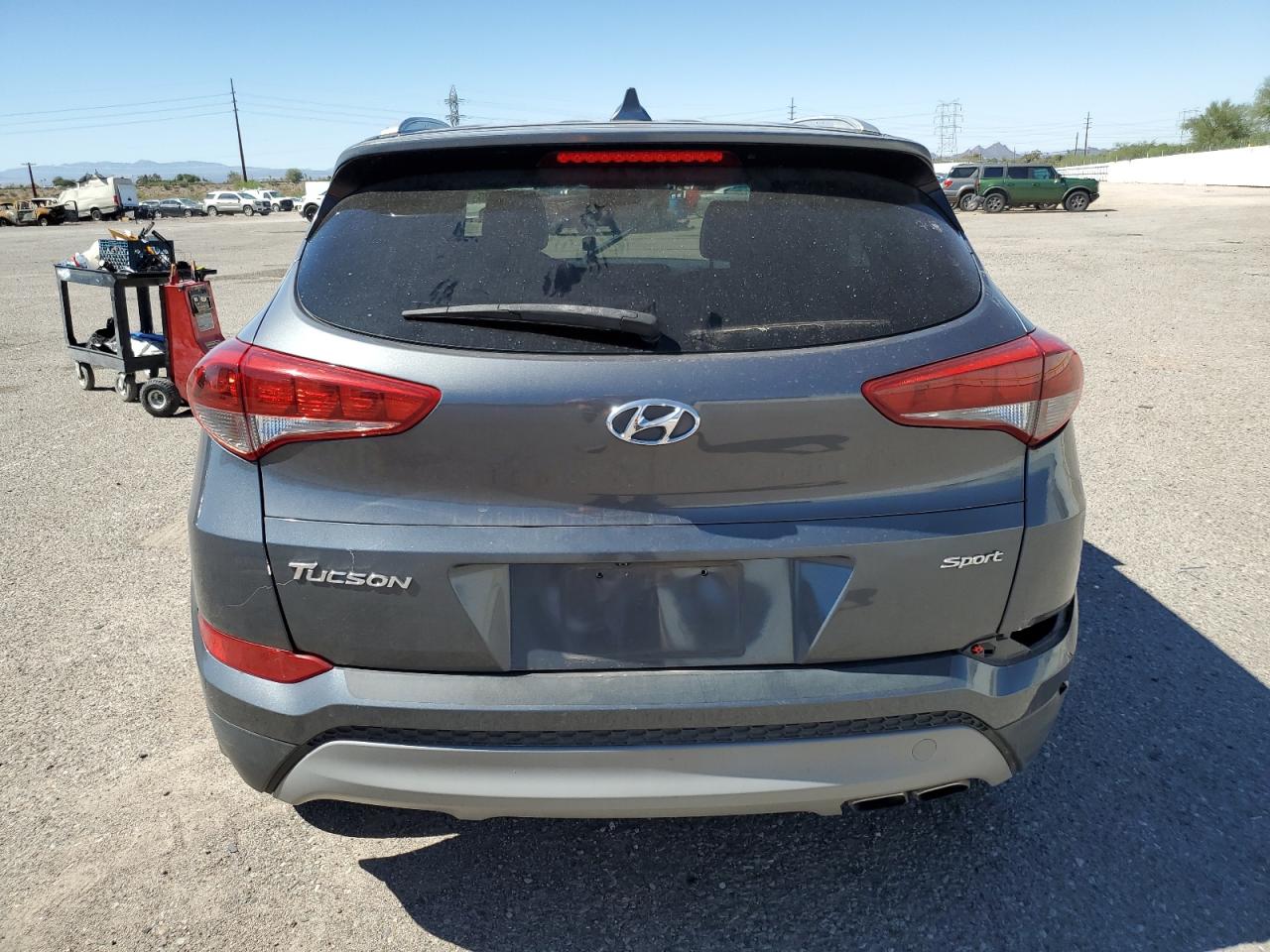 Hyundai TUCSON Sport Image 3