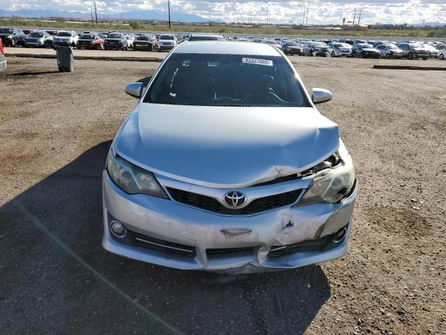Toyota Camry L Image 3