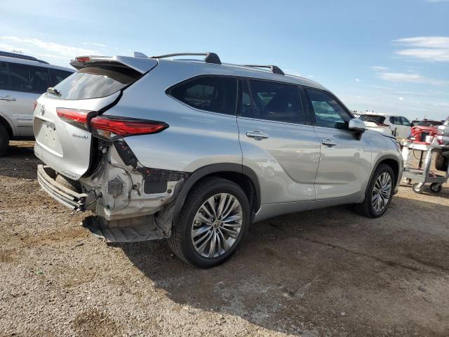 Toyota Highlander Hybrid Platinum Image 14