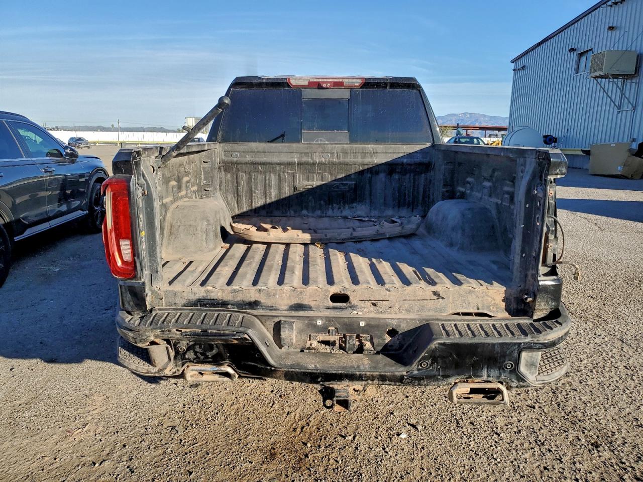 GMC Sierra K1500 At4 Image 9