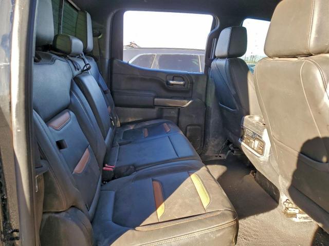 GMC Sierra K1500 At4 Image 5