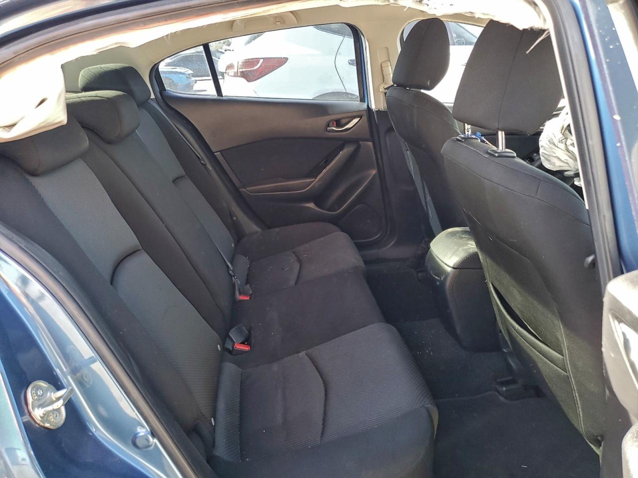 Mazda 3 Sport Image 6