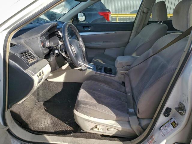 Subaru Outback 2.5i Premium Image 9