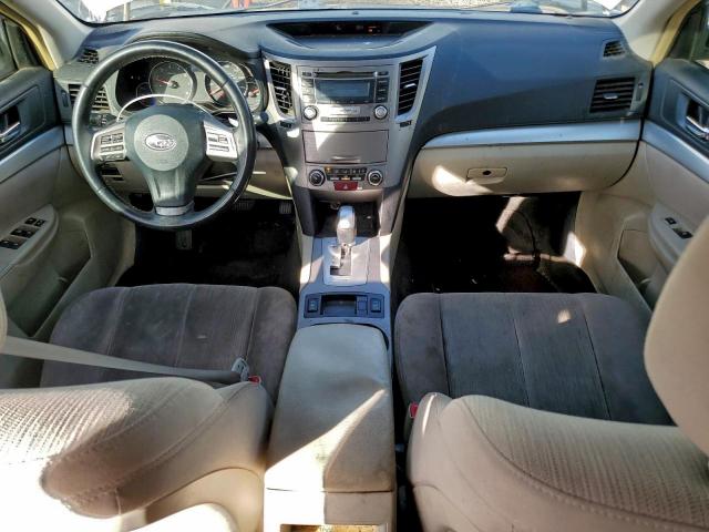 Subaru Outback 2.5i Premium Image 8