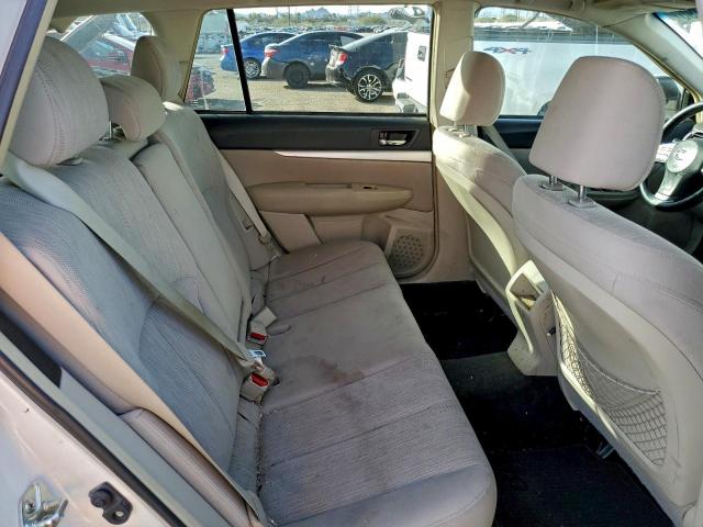 Subaru Outback 2.5i Premium Image 11