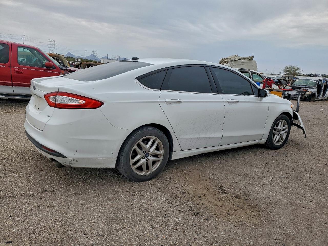 Ford Fusion Se Image 12