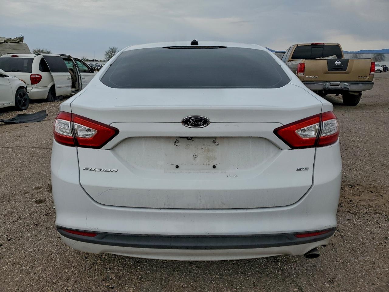 Ford Fusion Se Image 10