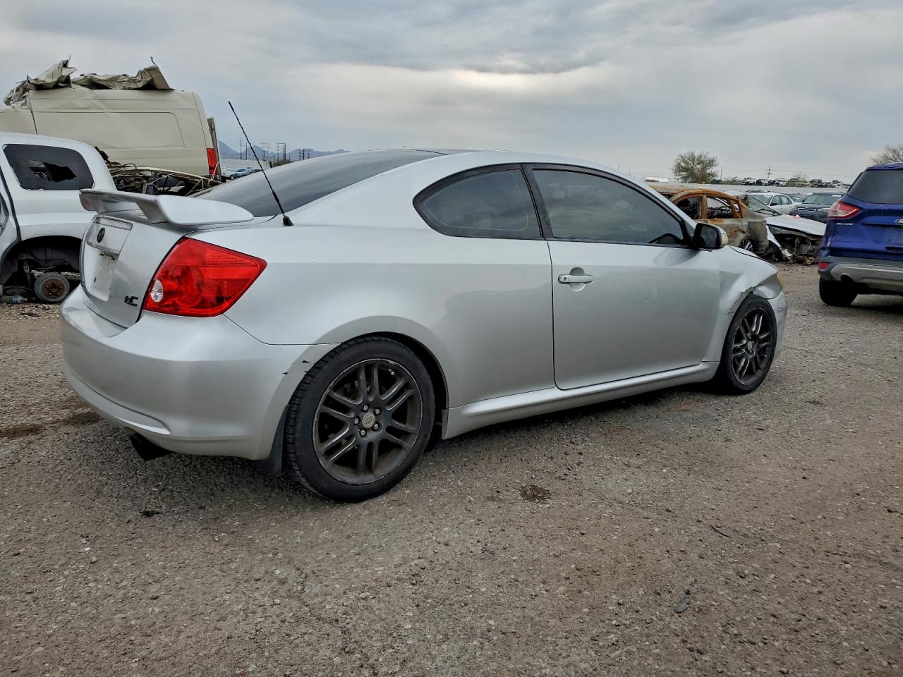 Toyota Scion Image 4