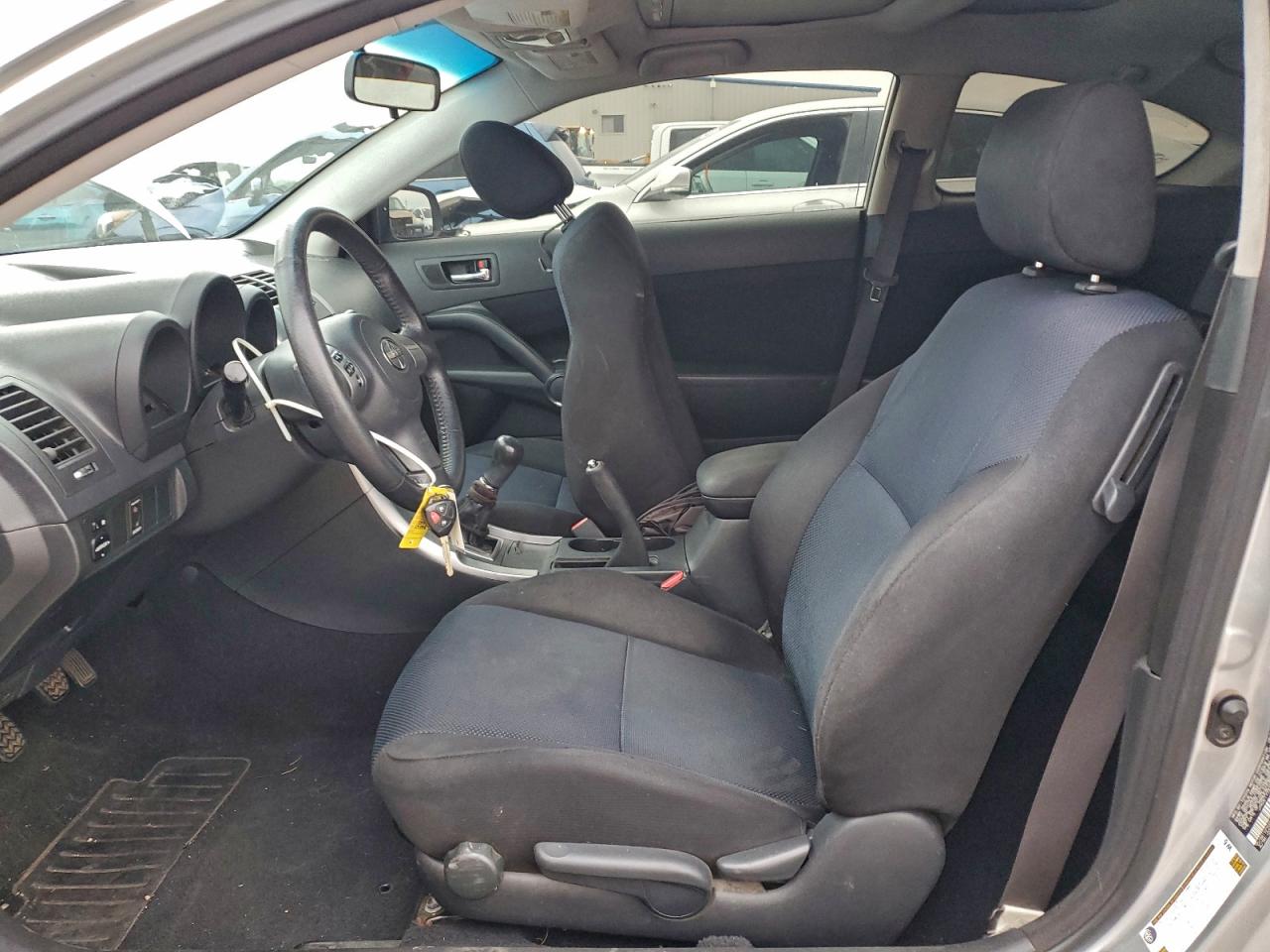 Toyota Scion Image 9