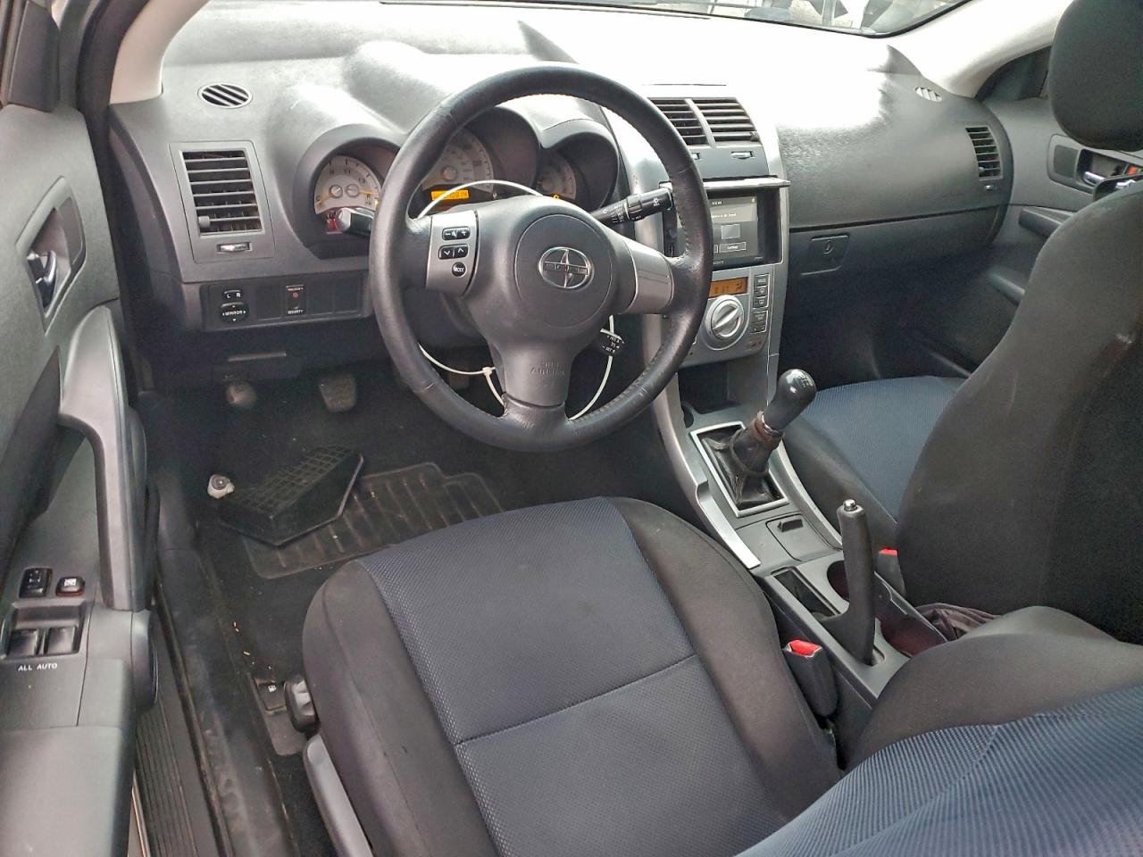 Toyota Scion Image 6