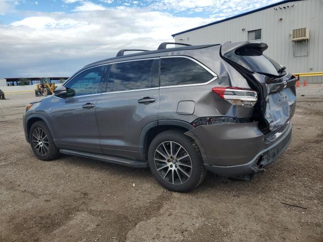 Toyota Highlander Se Image 3