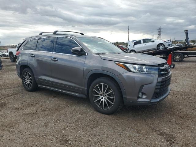 Toyota Highlander Se Image 4