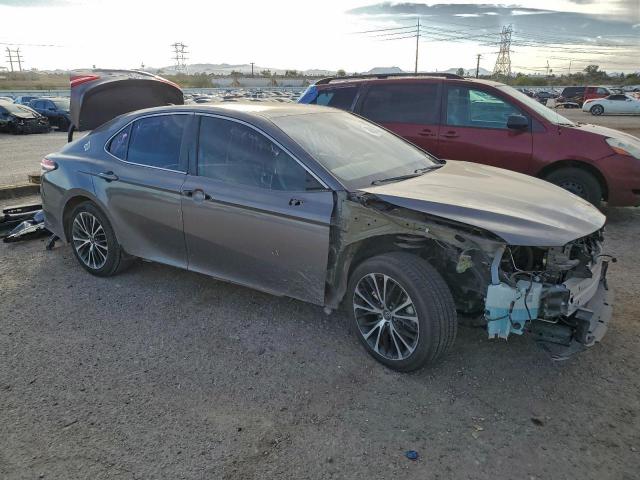 Toyota Camry Se Image 12