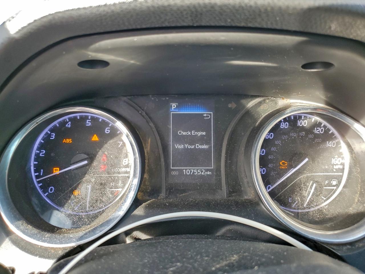 Toyota Camry Se Image 11