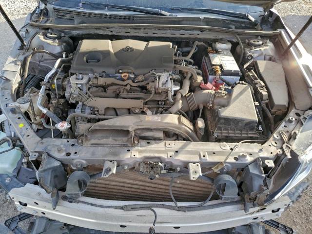 Toyota Camry Se Image 4