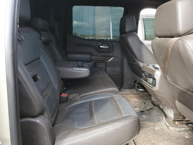 GMC Sierra C1500 Denali Image 6