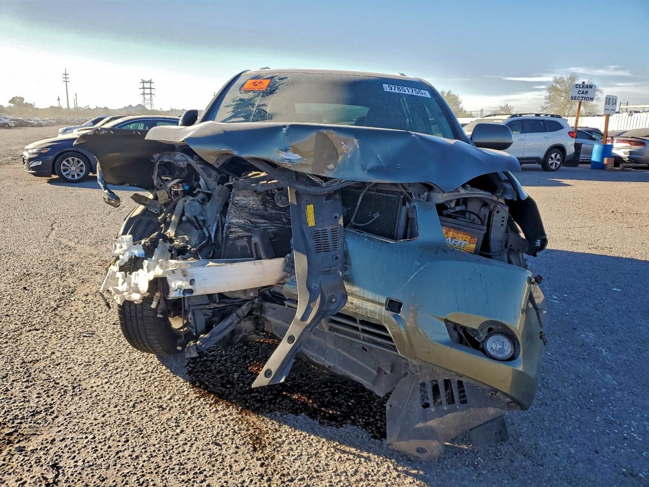 Toyota Highlander Sport Image 2