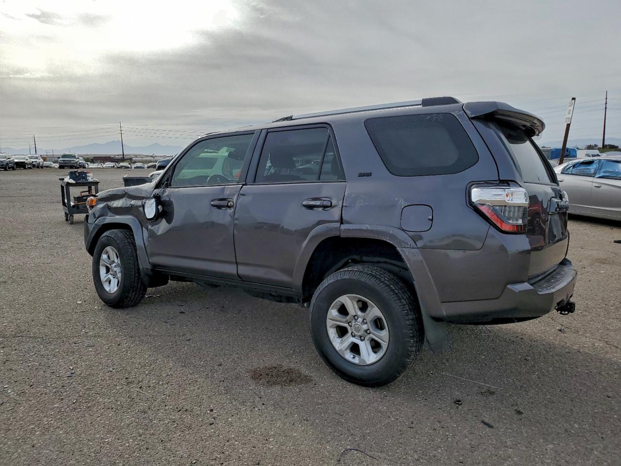 Toyota 4Runner Sr5/sr5 Premium Image 2
