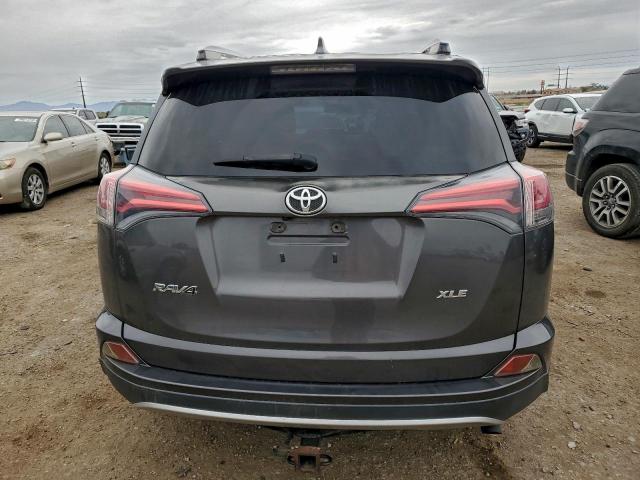 Toyota RAV4 Xle Image 4
