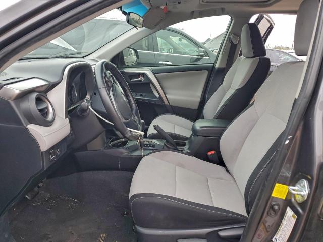 Toyota RAV4 Xle Image 8