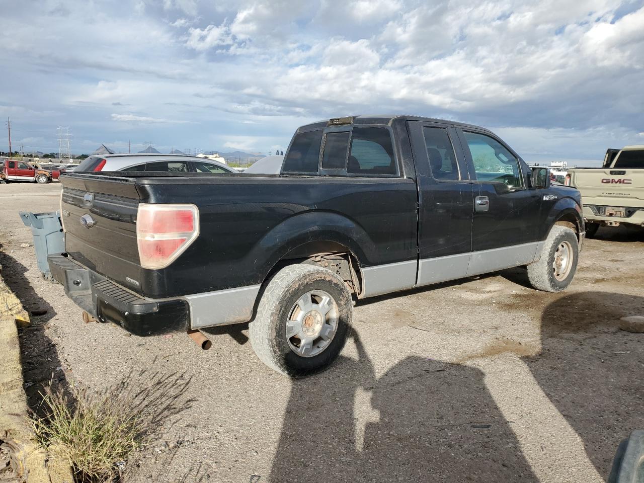 Ford F-150 Super Cab Image 12