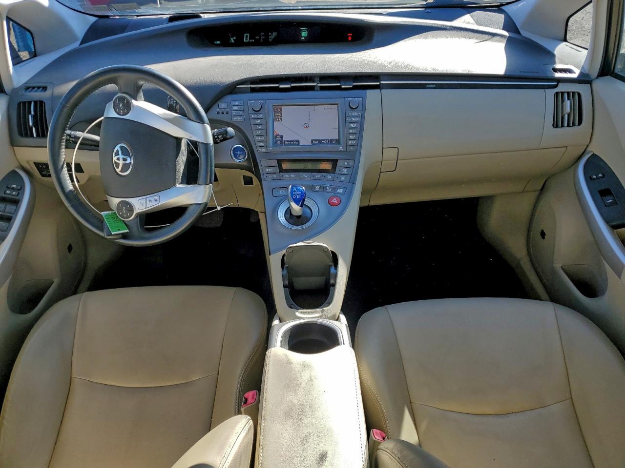 Toyota Prius Image 11