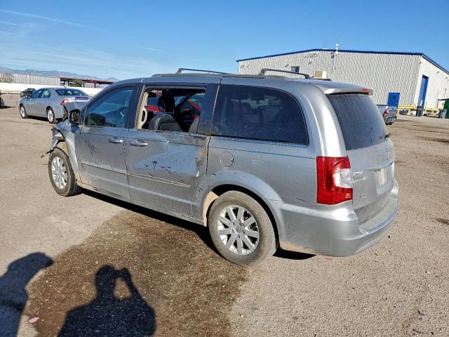 Chrysler Minivan Touring Image 9