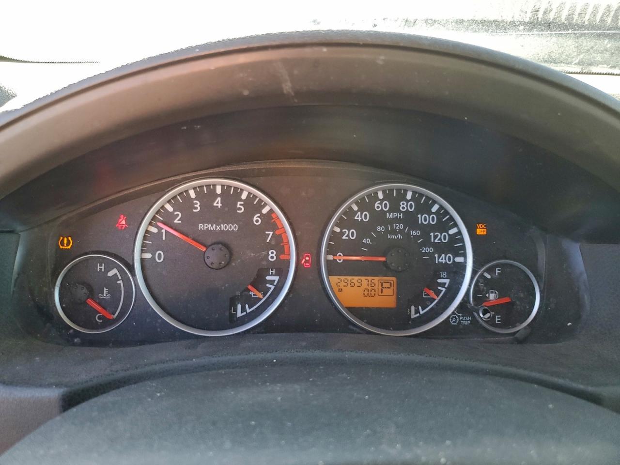 Nissan Pathfinder S Image 4