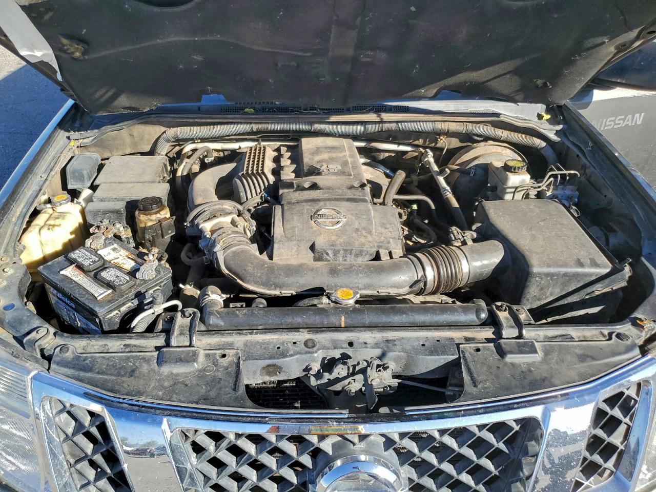 Nissan Pathfinder S Image 10