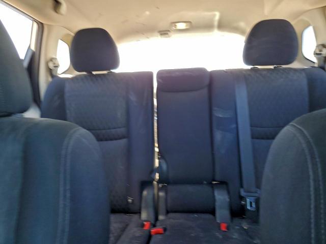 Nissan Rogue S Image 13