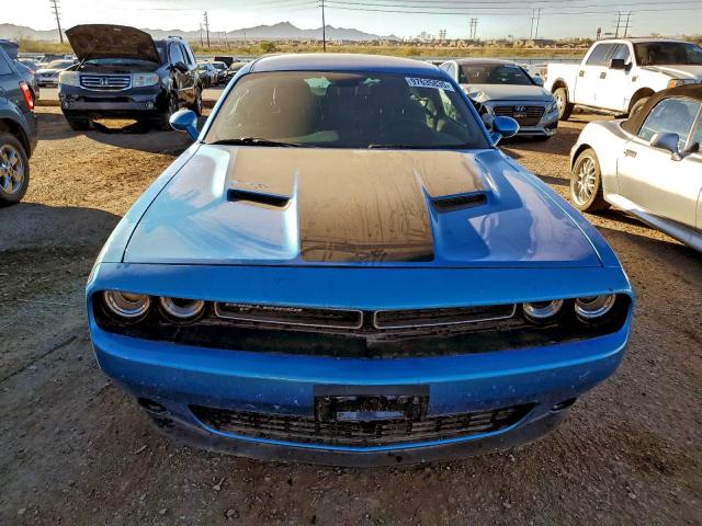 Dodge Challenger Sxt Image 2