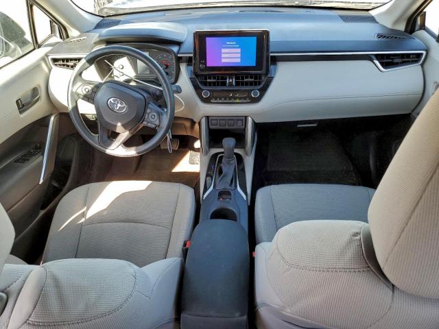 Toyota Corolla L Image 9