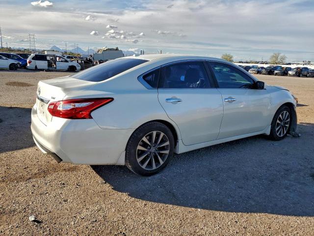 Nissan Altima 2.5 Image 7