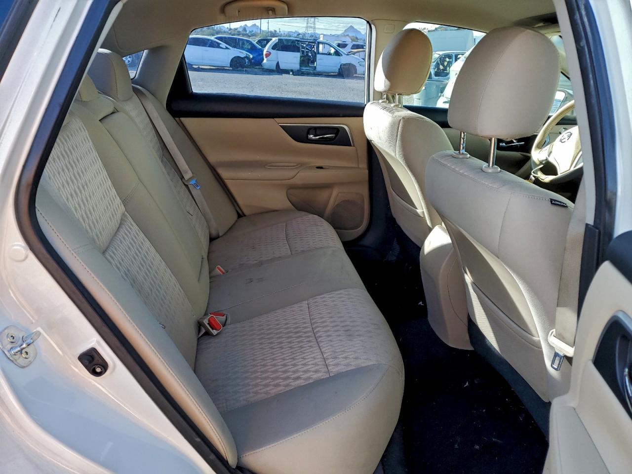 Nissan Altima 2.5 Image 4