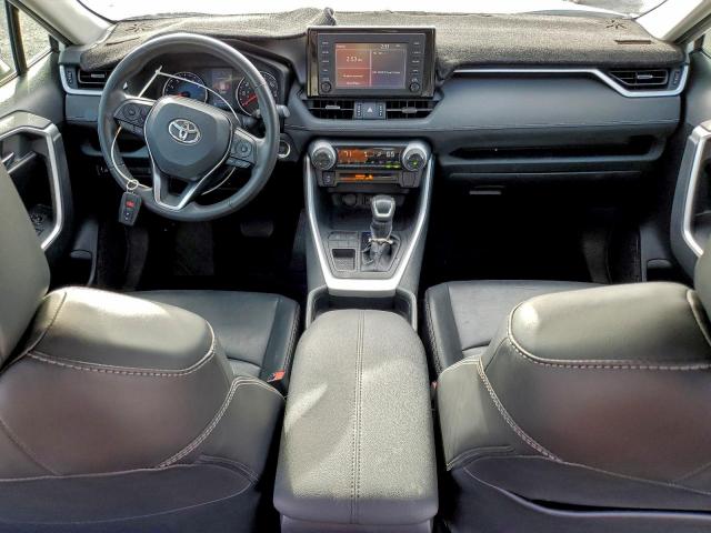 Toyota RAV4 Xle Premium Image 9