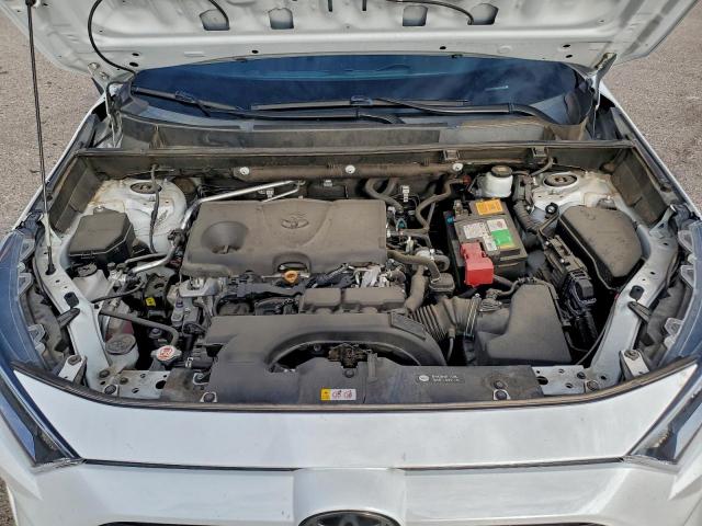 Toyota RAV4 Xle Premium Image 8