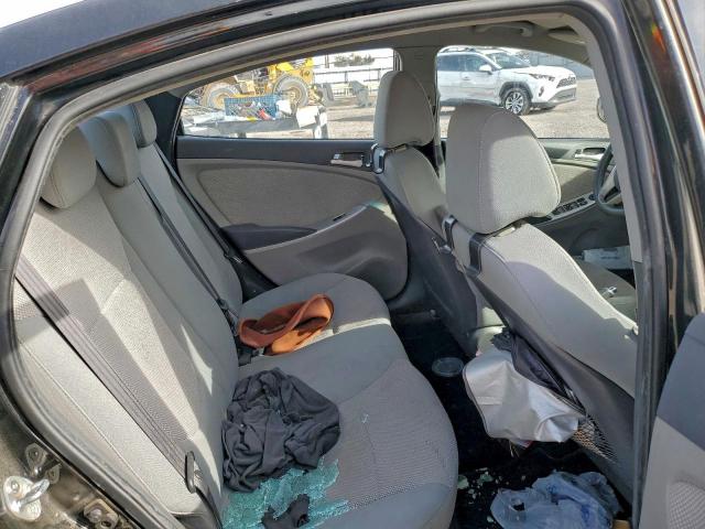 Hyundai ACCENT Gls Image 5