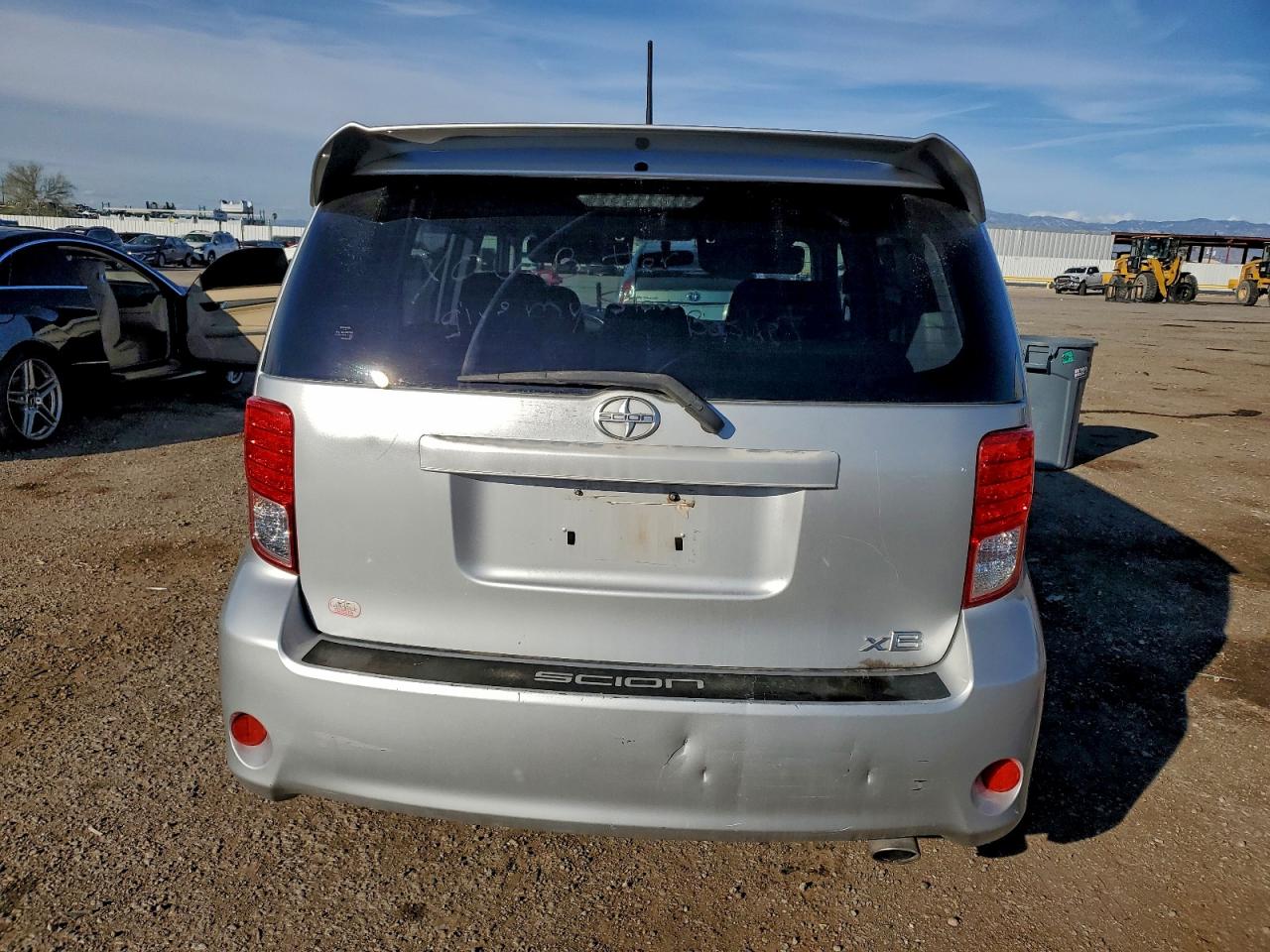 Toyota Scion Image 8