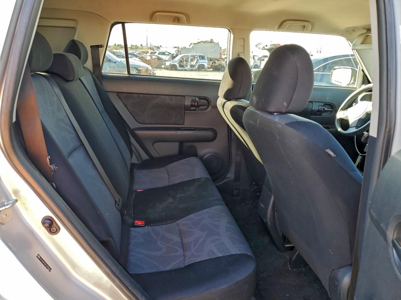 Toyota Scion Image 3