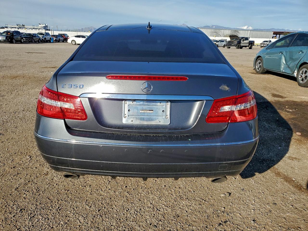 Mercedes-Benz E-Class 350 Image 4