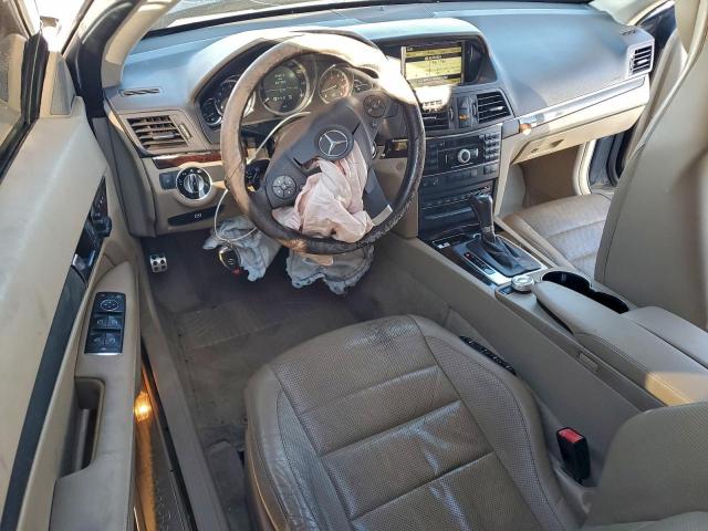 Mercedes-Benz E-Class 350 Image 8