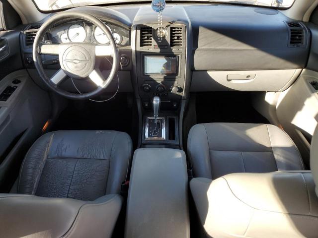 Chrysler 300 Touring Image 11