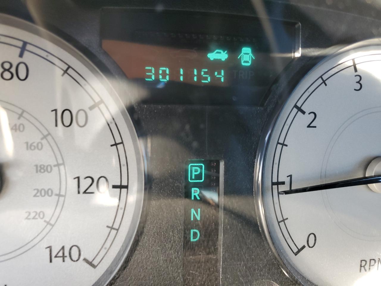 Chrysler 300 Touring Image 10