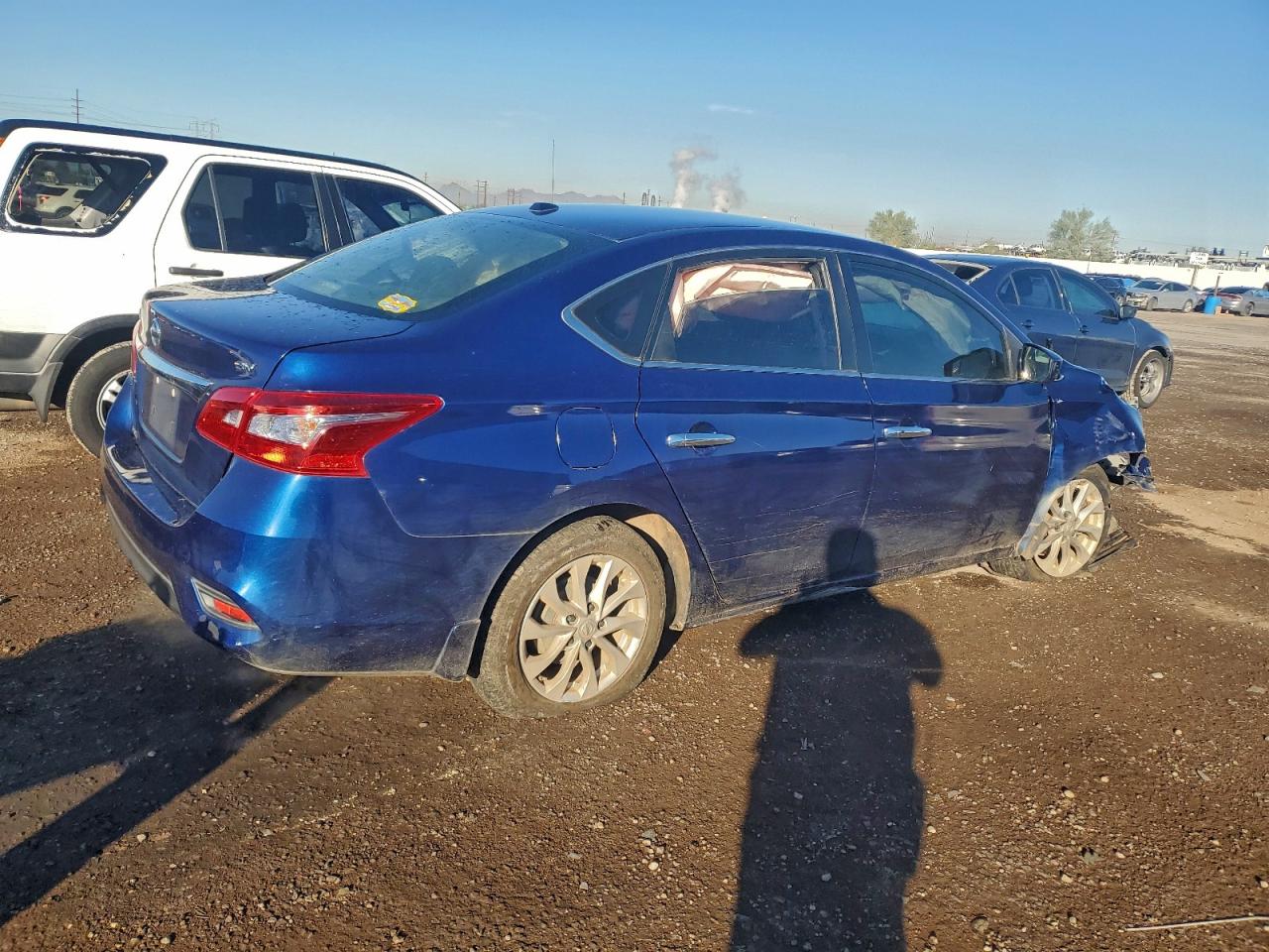 Nissan Sentra S Image 2