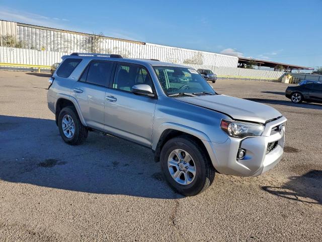 Toyota 4Runner Sr5 Image 5