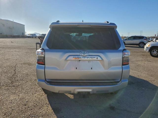 Toyota 4Runner Sr5 Image 2