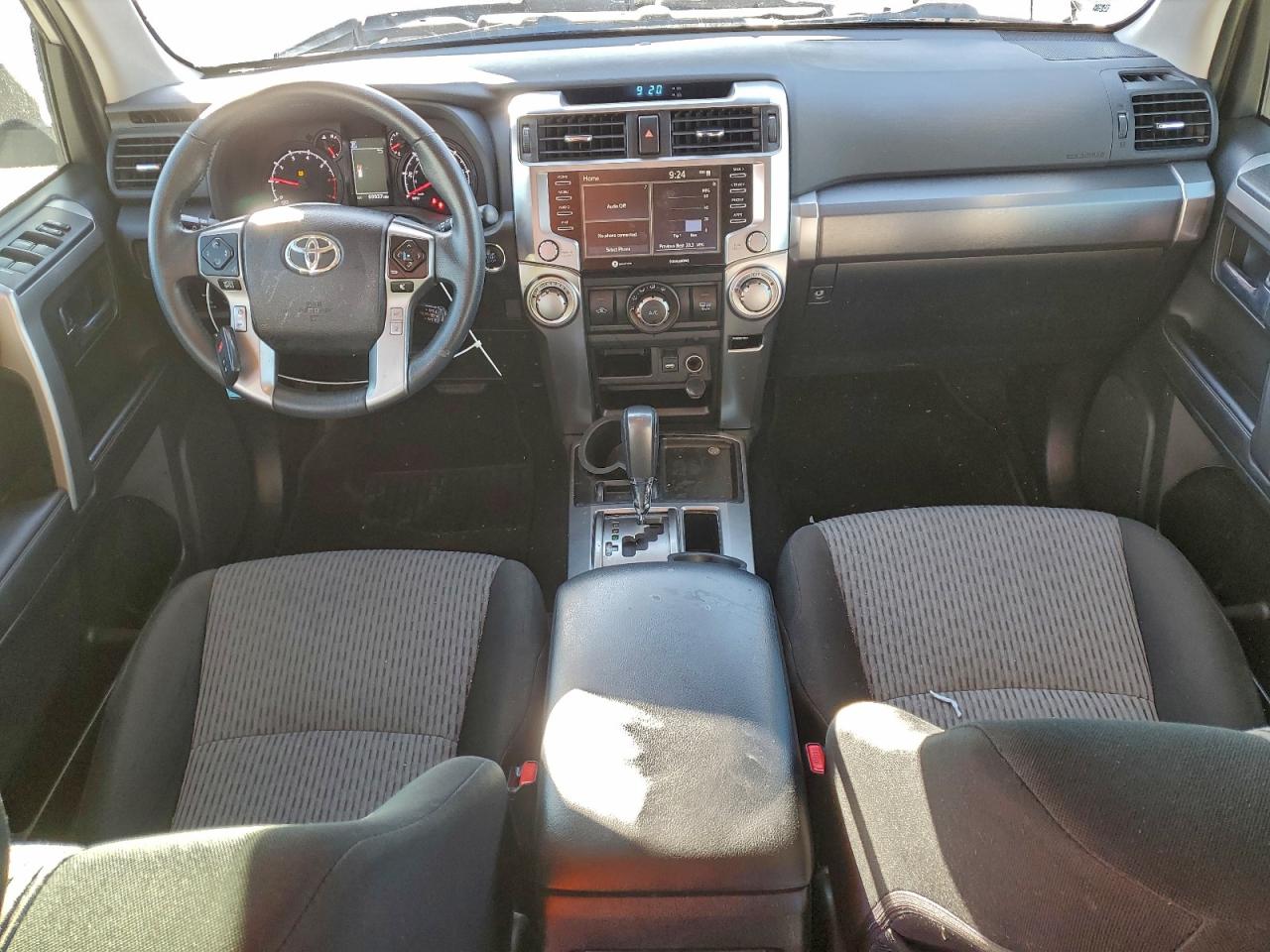 Toyota 4Runner Sr5 Image 10