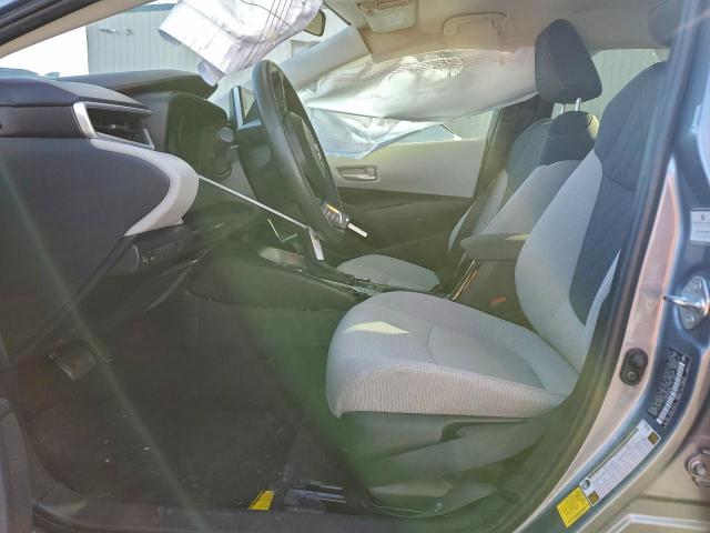 Toyota Corolla Le Image 2